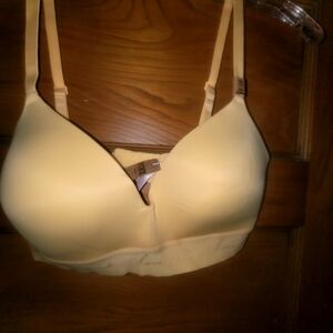 Victoria's Secret PINK bra